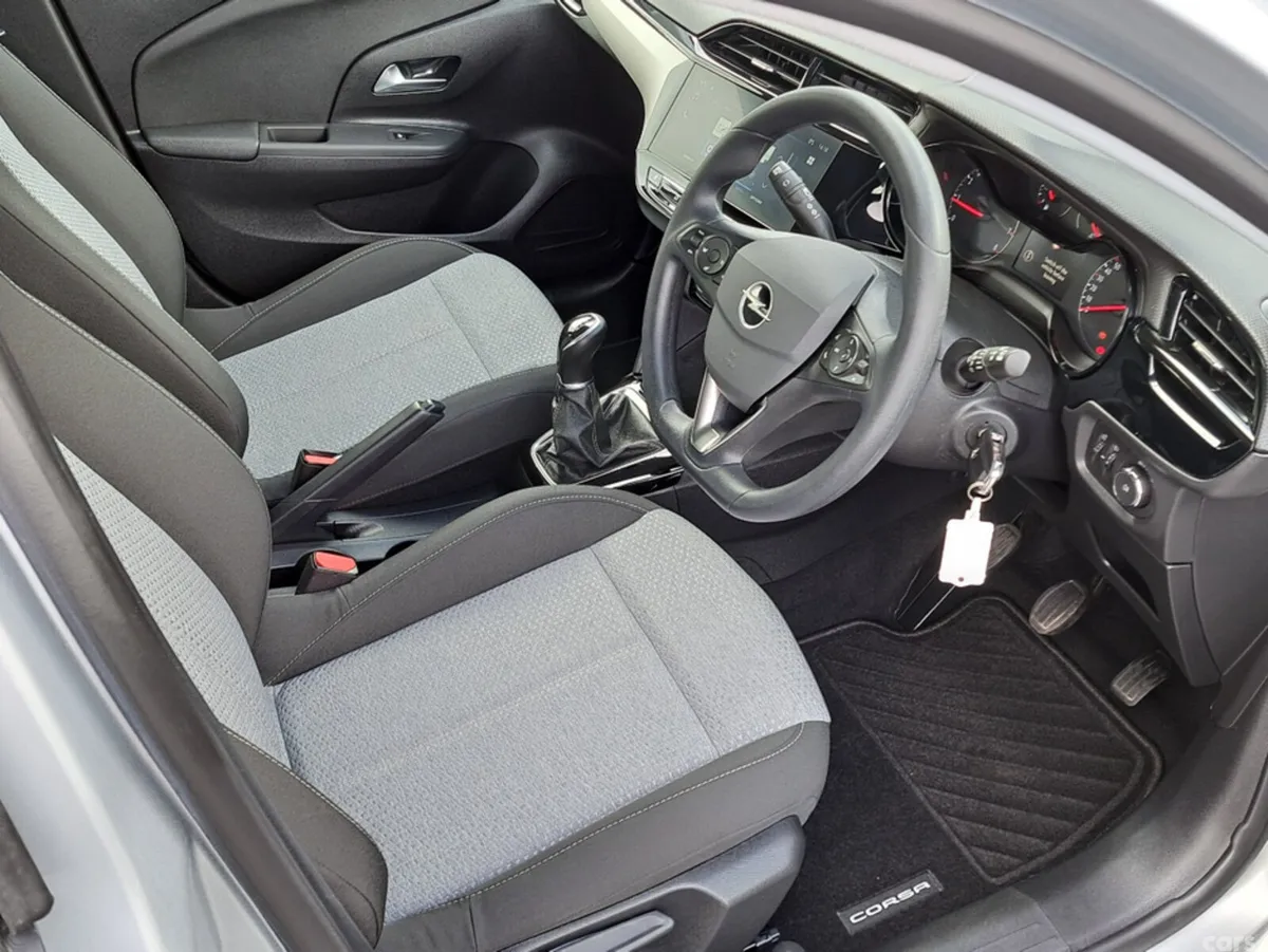 Opel Corsa Hatchback, Petrol, 2025, Silver