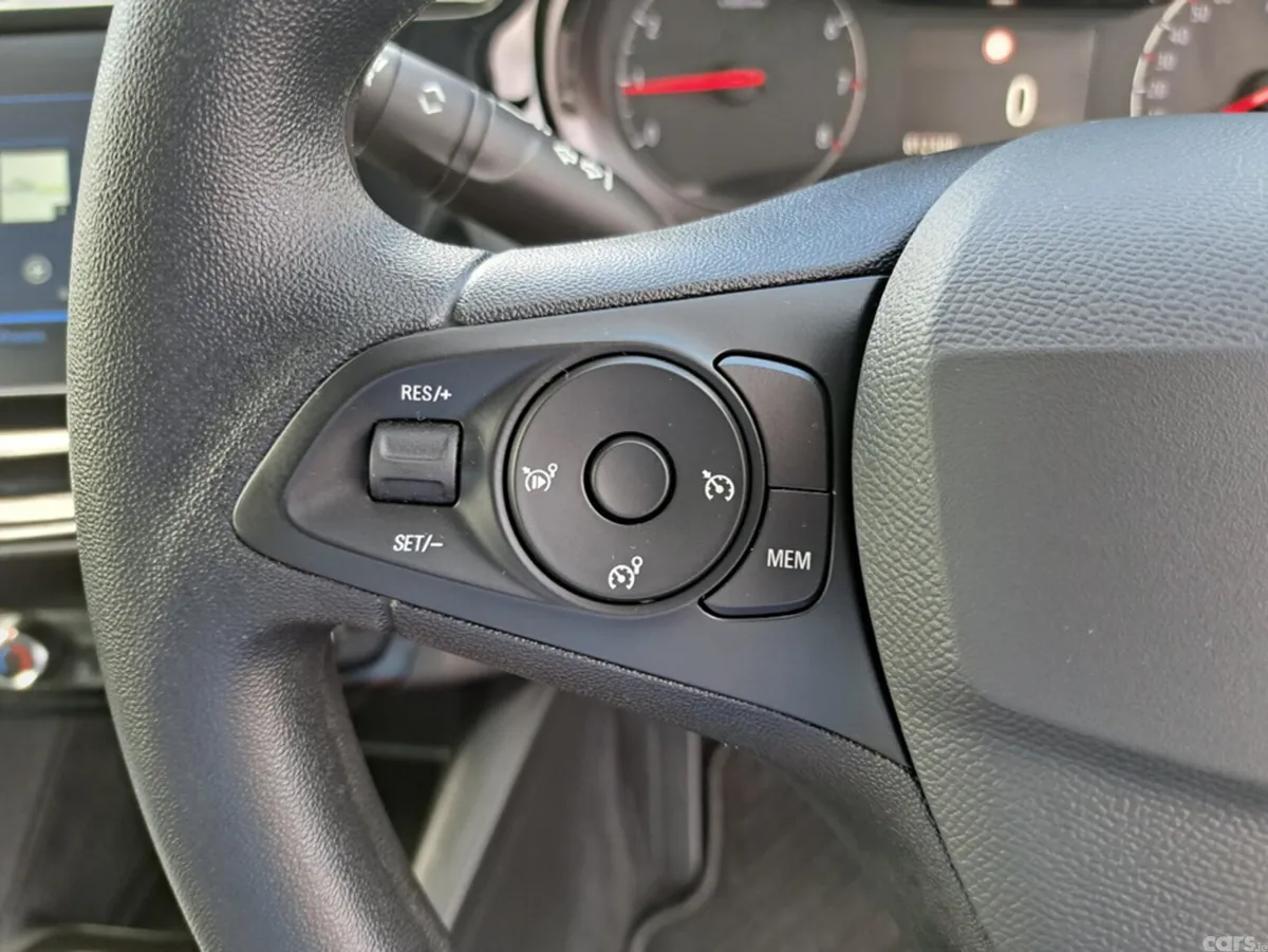 Opel Corsa Hatchback, Petrol, 2025, Silver