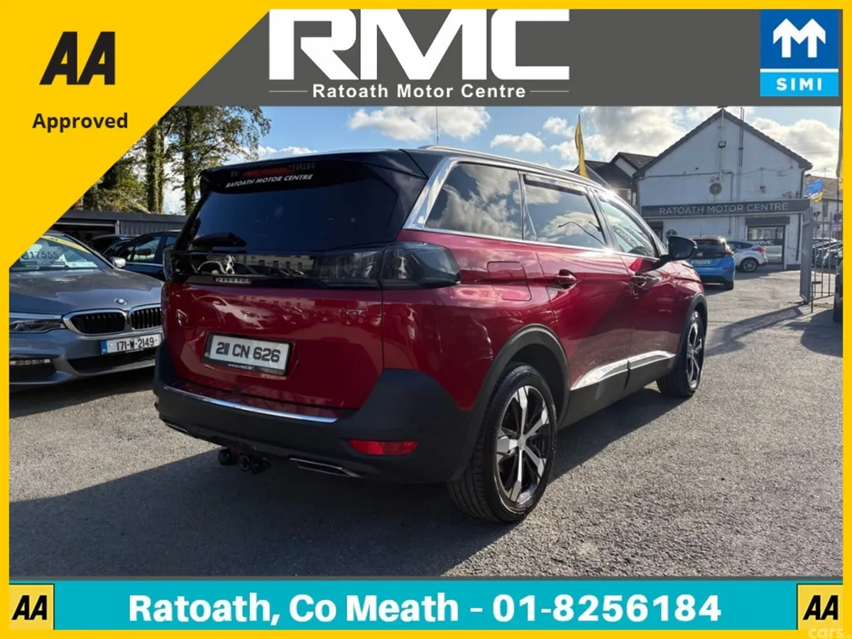 Peugeot 5008 MPV, Diesel, 2021, Red