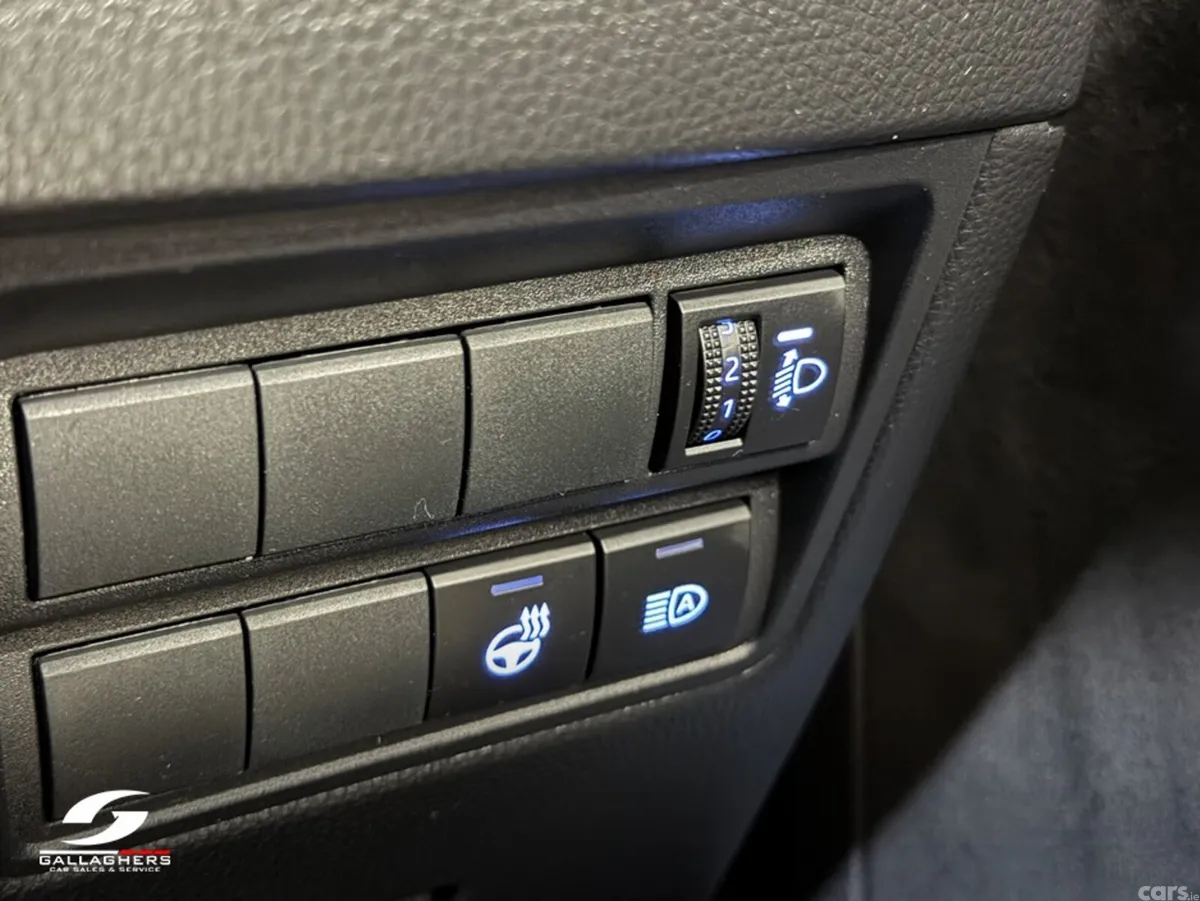 Toyota Yaris Cross SUV, Petrol Hybrid, 2023, Black