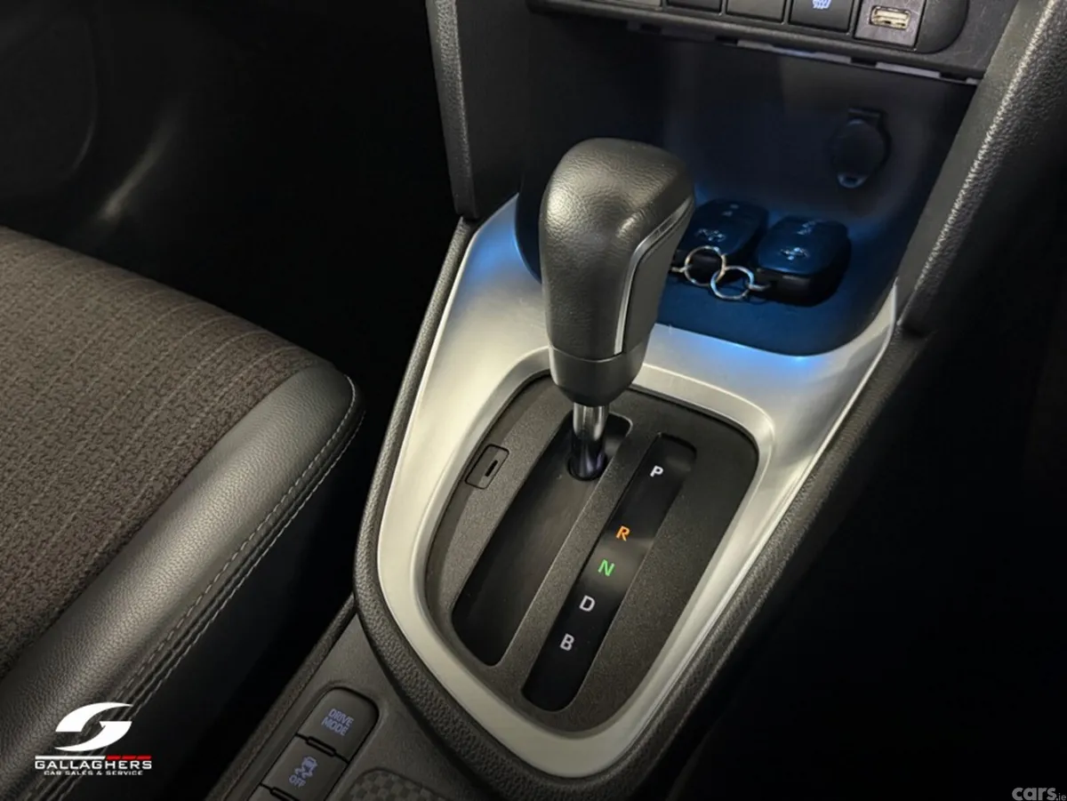 Toyota Yaris Cross SUV, Petrol Hybrid, 2023, Black