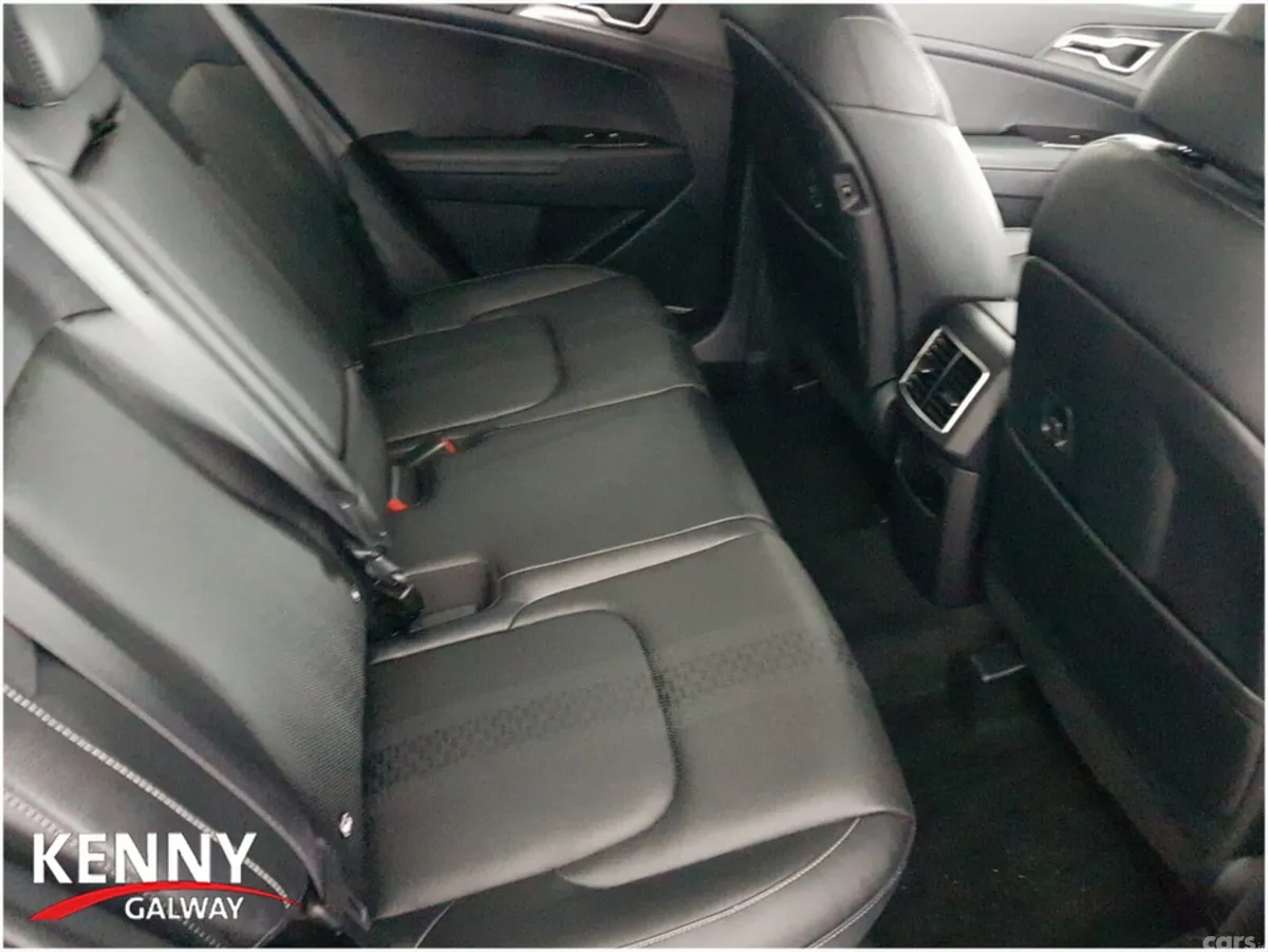 Kia Sportage MPV, Diesel, 2025, Blue