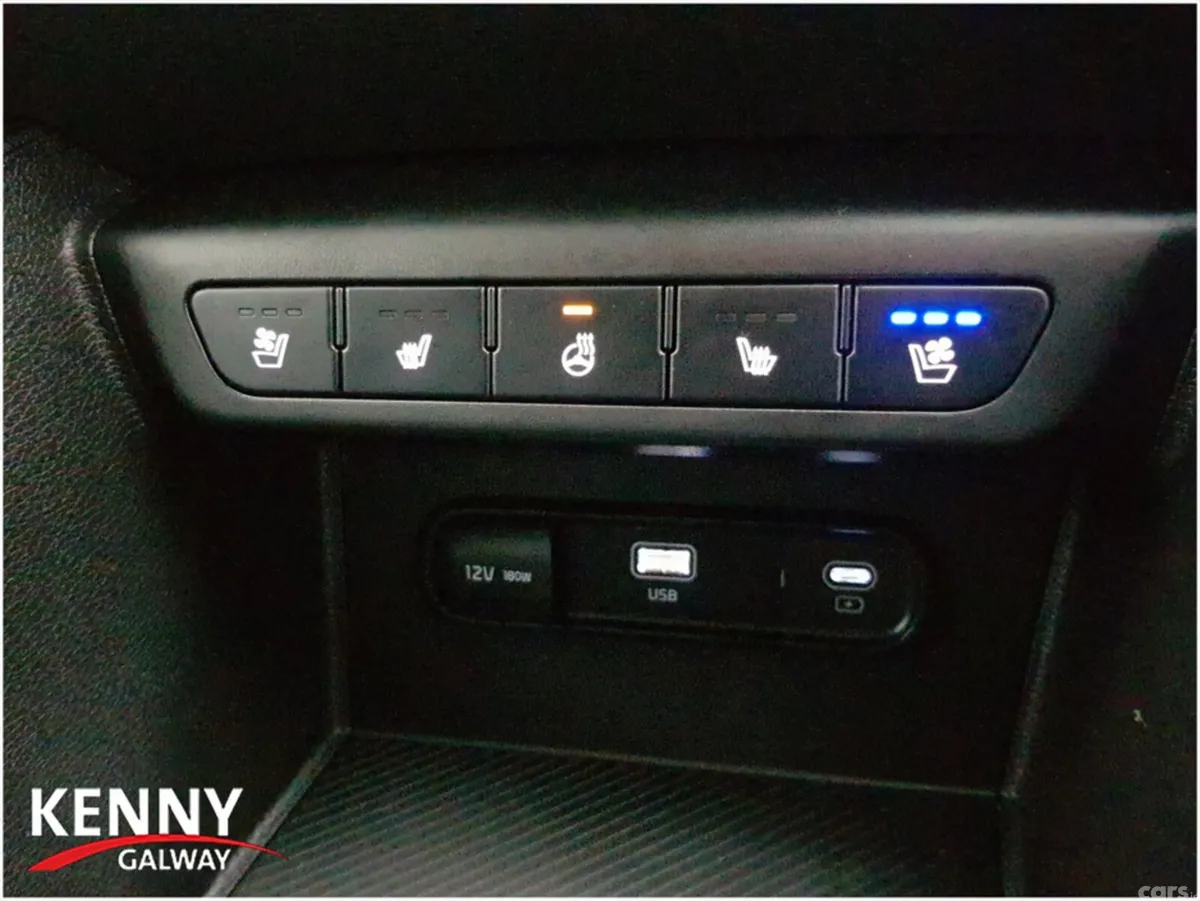 Kia Sportage MPV, Diesel, 2025, Blue