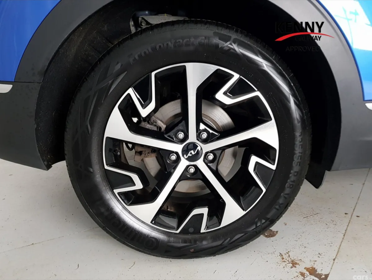 Kia Sportage MPV, Diesel, 2025, Blue