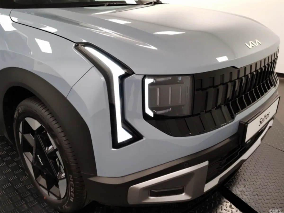Kia Seltos SUV, Petrol Hybrid, 2027, Blue