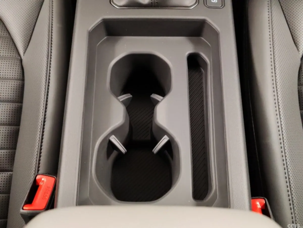 Kia Seltos SUV, Petrol Hybrid, 2027, Blue