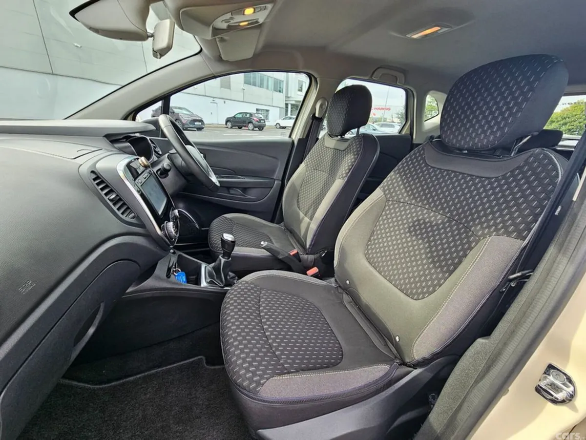 Renault Captur Hatchback, Diesel, 2018, Brown