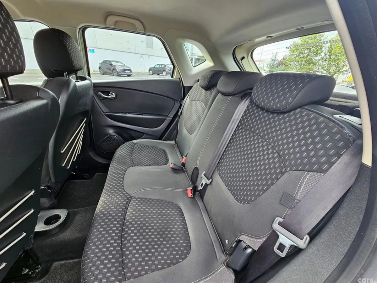 Renault Captur Hatchback, Diesel, 2018, Brown