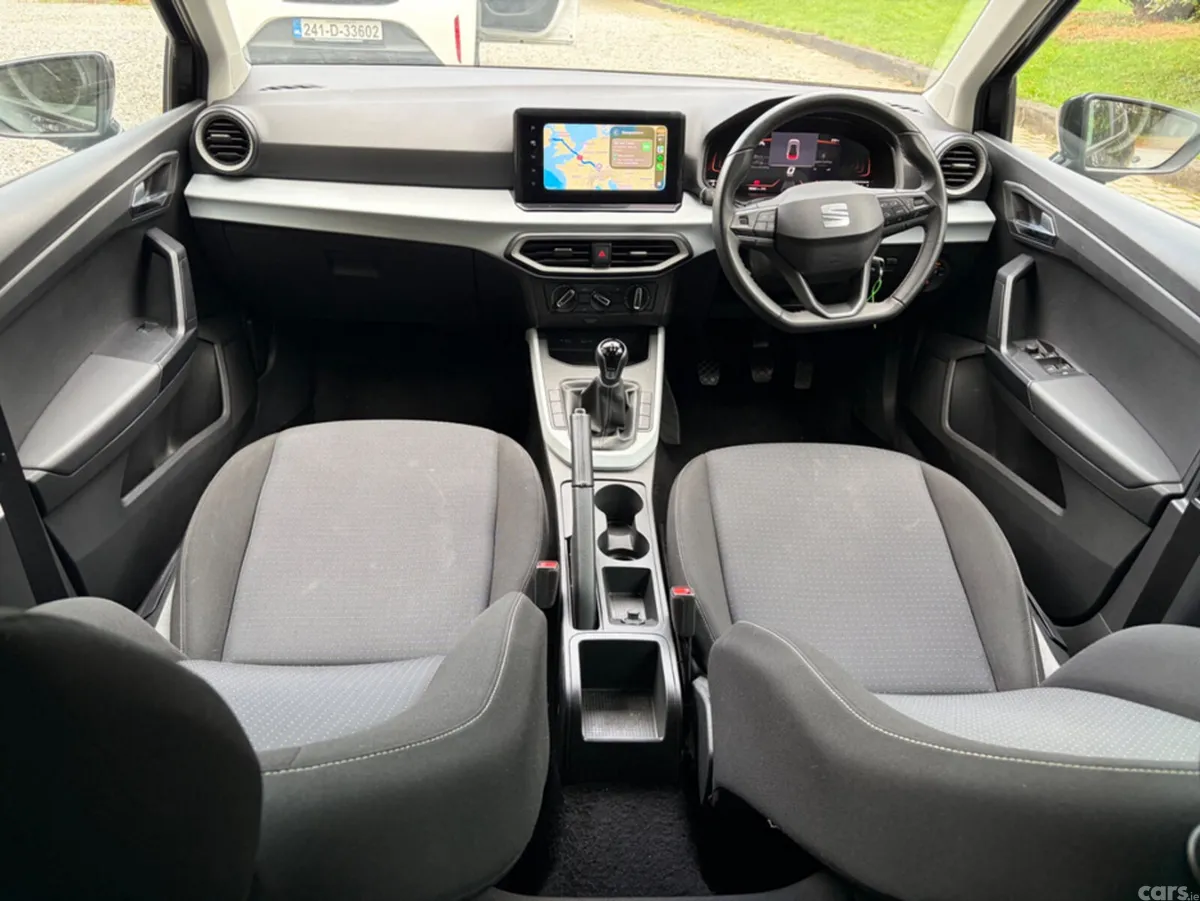 SEAT Arona Hatchback, Petrol, 2024, Black