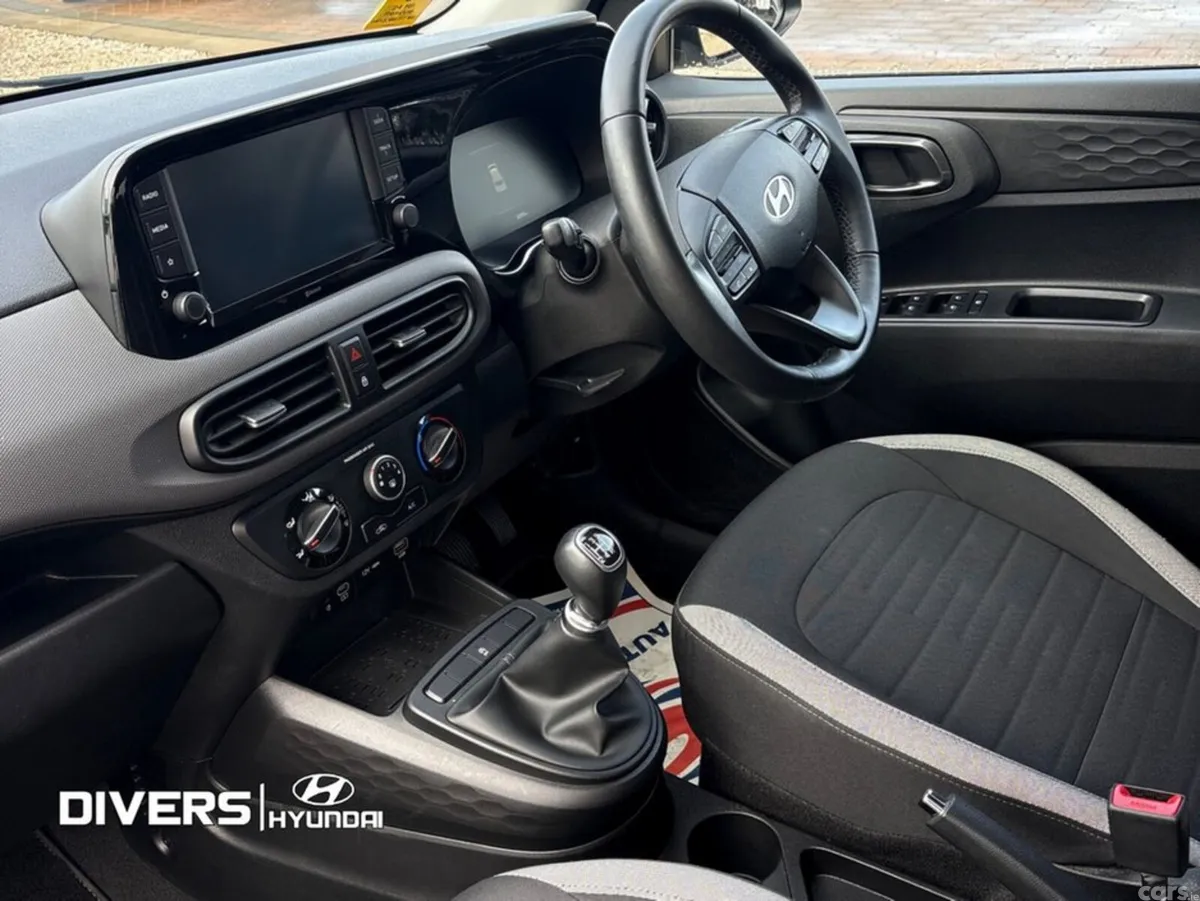 Hyundai i10 Hatchback, Petrol, 2024, Black