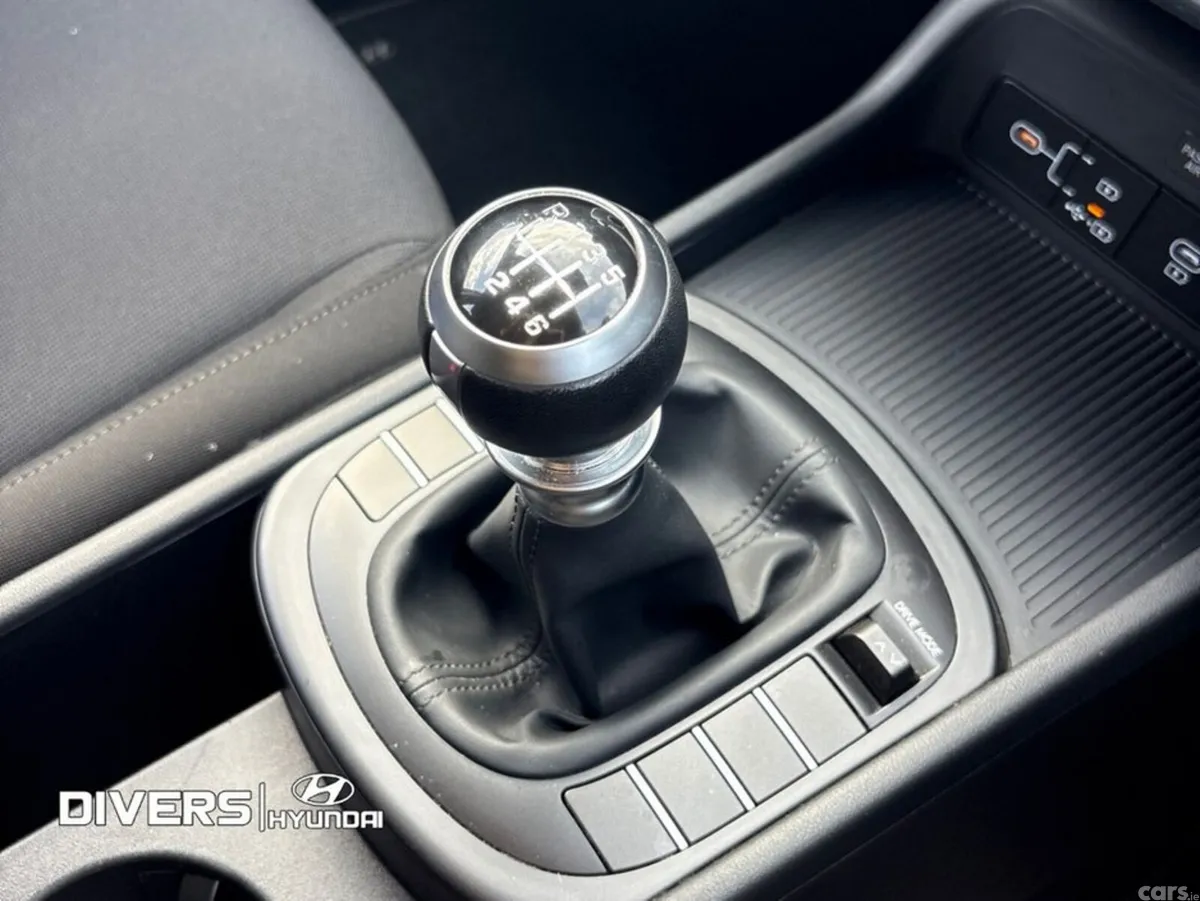 Hyundai KONA MPV, Petrol, 2023, Grey