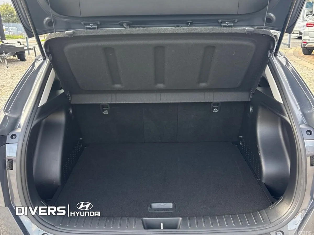 Hyundai KONA MPV, Petrol, 2023, Grey