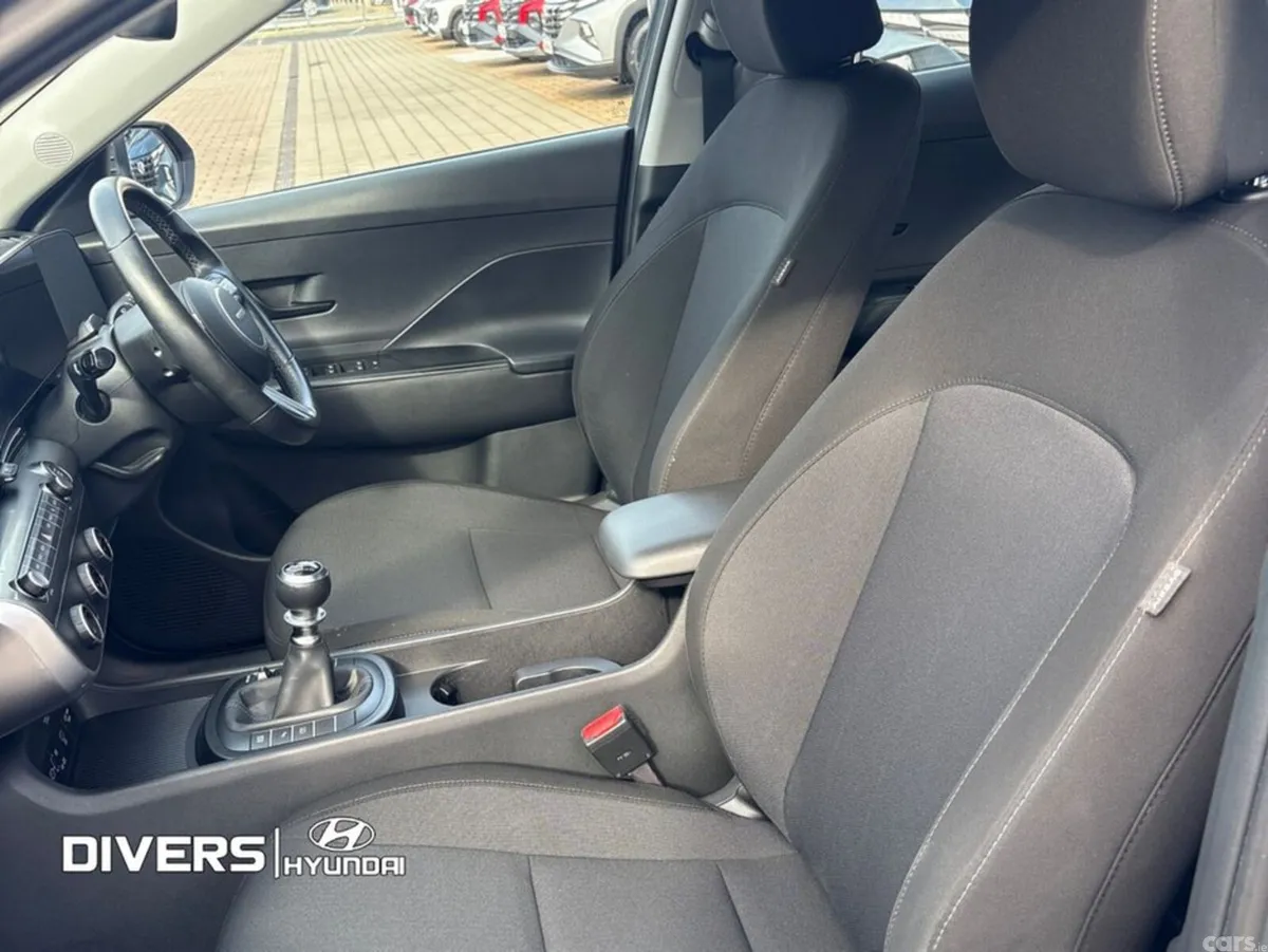 Hyundai KONA MPV, Petrol, 2023, Grey