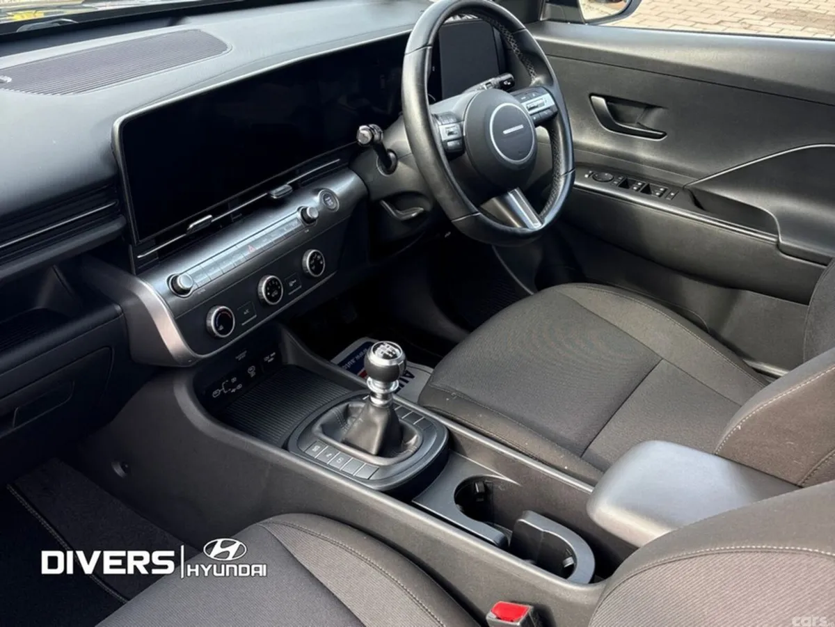 Hyundai KONA MPV, Petrol, 2023, Grey