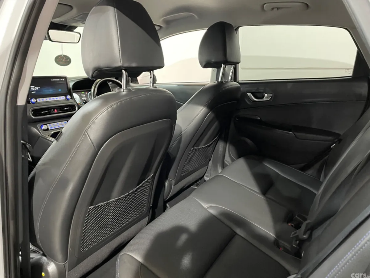 Hyundai KONA MPV, Electric, 2022, White
