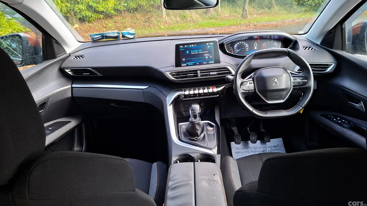 Peugeot 3008 SUV, Diesel, 2017, Brown