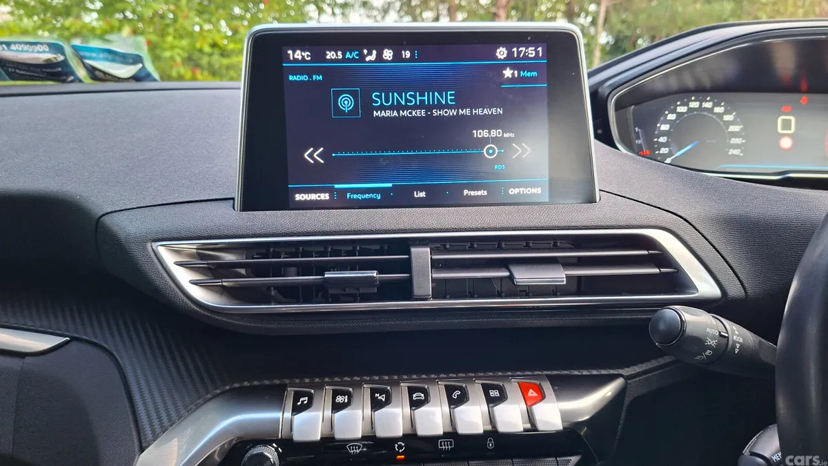 Peugeot 3008 SUV, Diesel, 2017, Brown