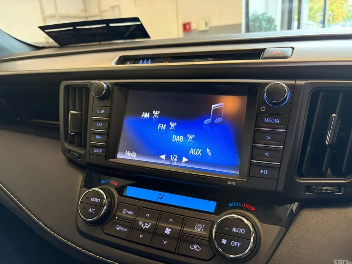 Toyota RAV4 MPV, Diesel, 2016, Black