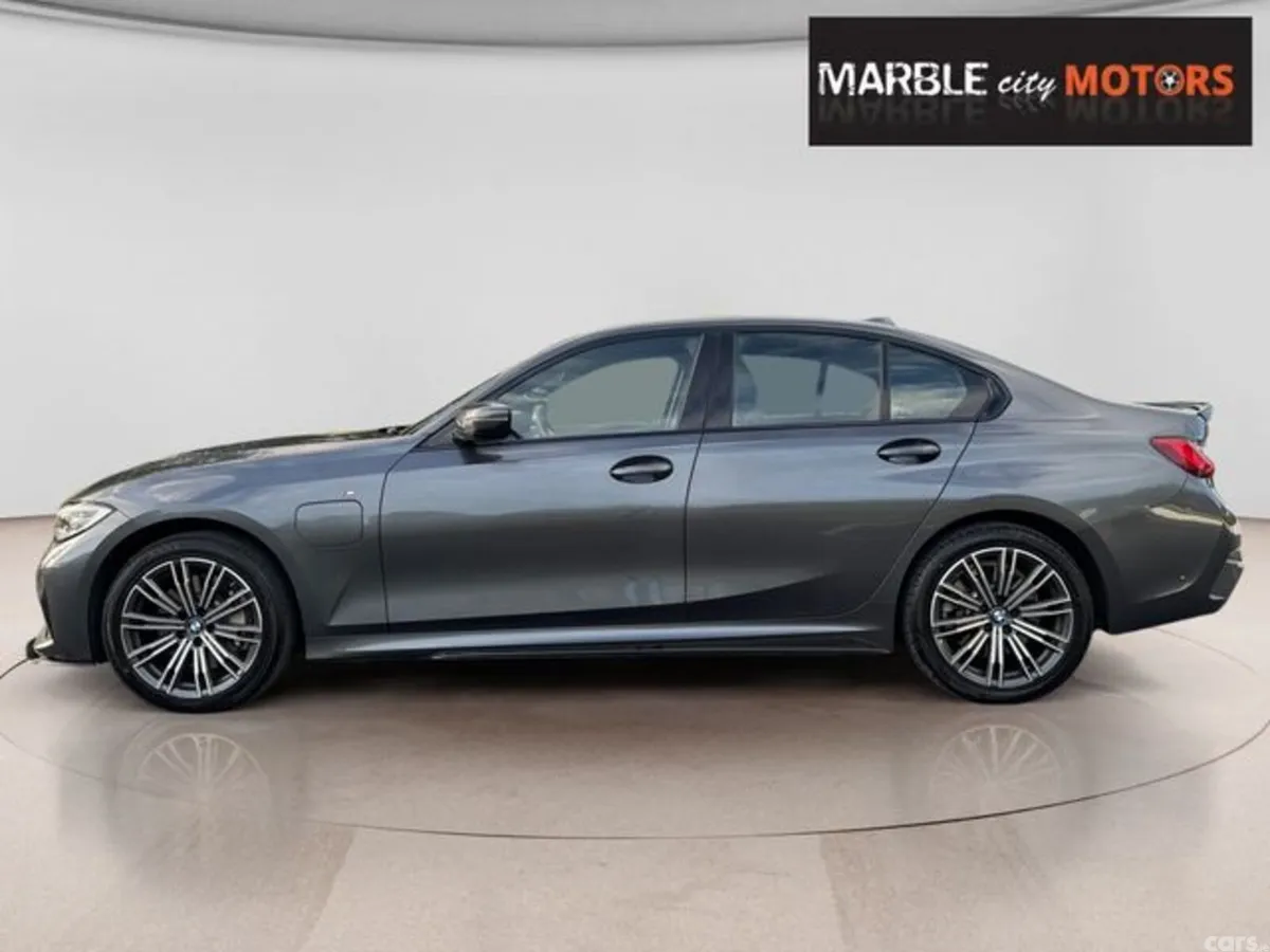 BMW 3-Series Saloon, Petrol Plug-in Hybrid, 2019, Grey