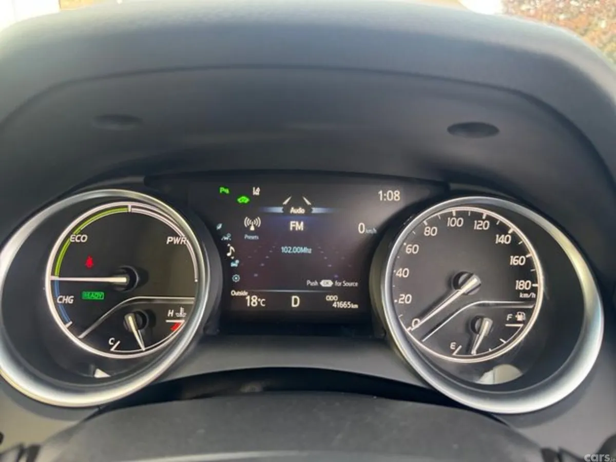 Toyota Camry Saloon, Petrol Hybrid, 2021, Silver