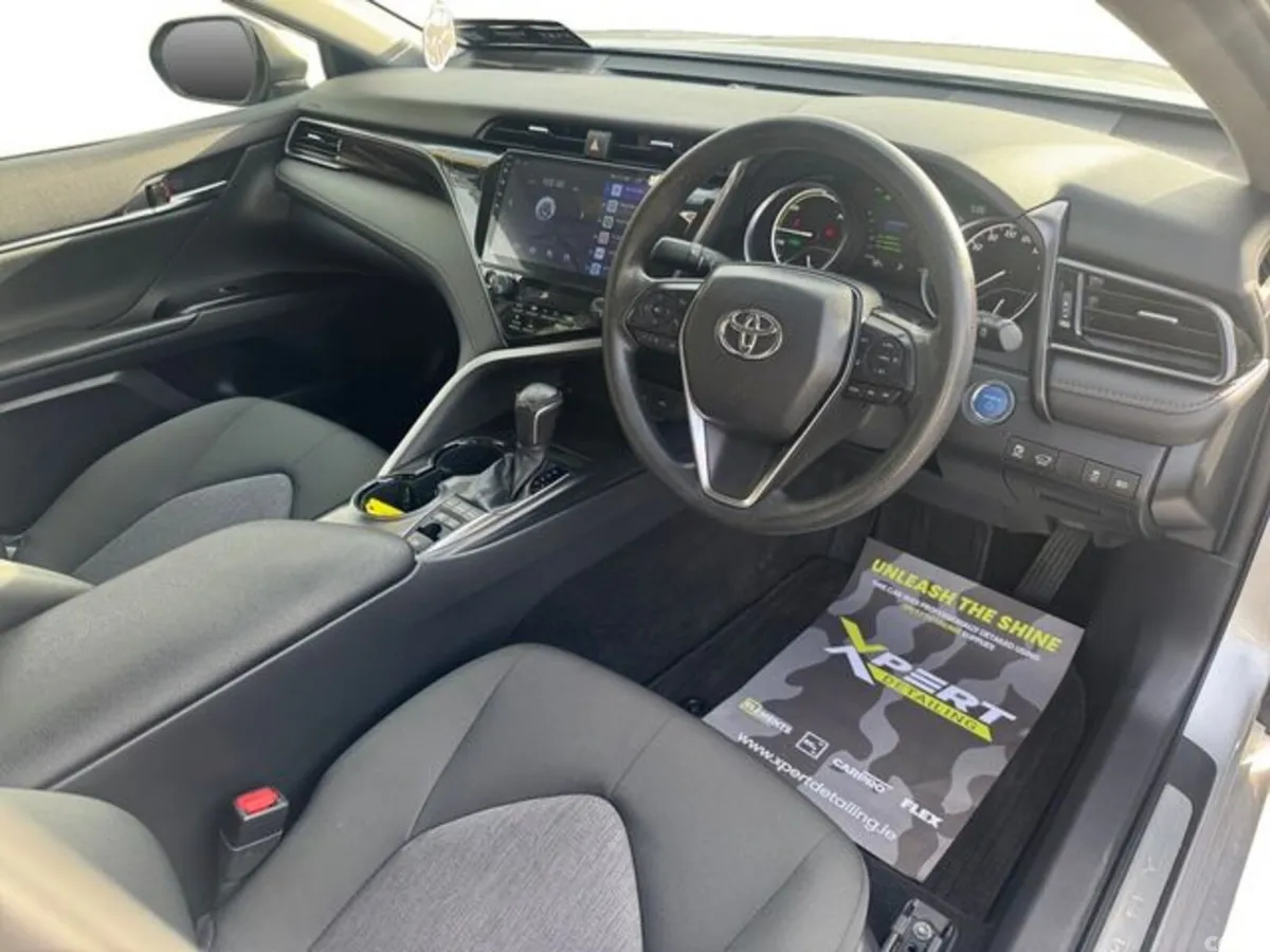 Toyota Camry Saloon, Petrol Hybrid, 2021, Silver