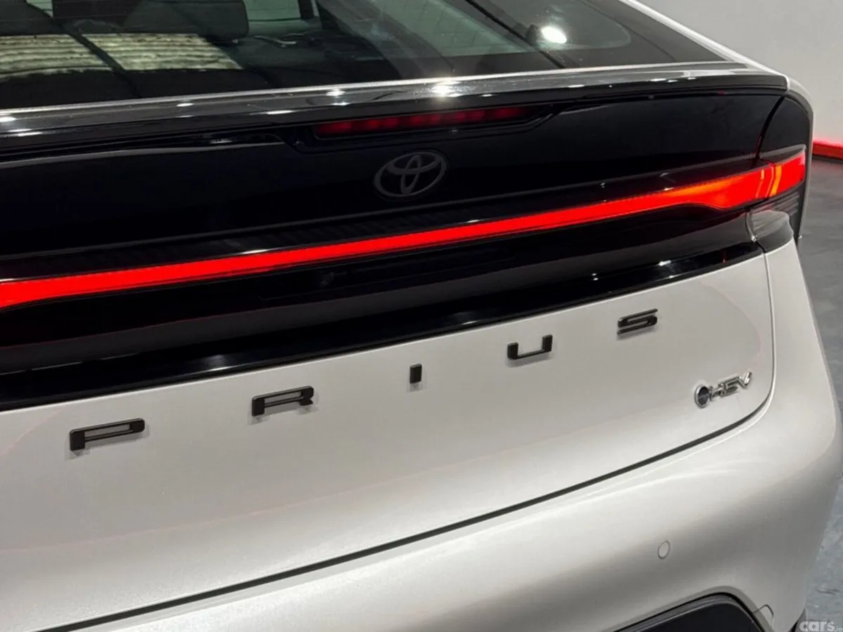Toyota Prius 1.8 HYBRID AUTOMATIC NEW MODEL - DIGI, Ballymount