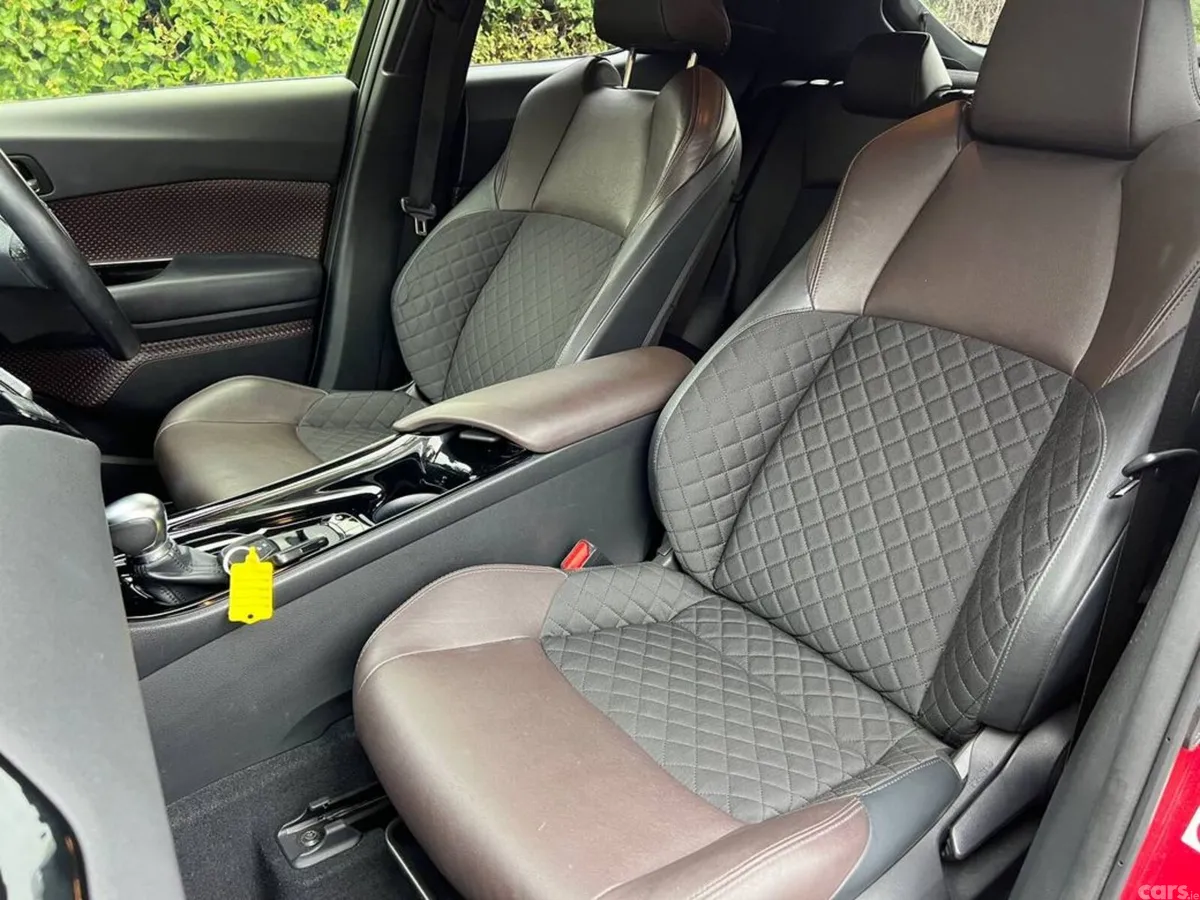 Toyota C-HR SUV, Petrol Hybrid, 2018, Red