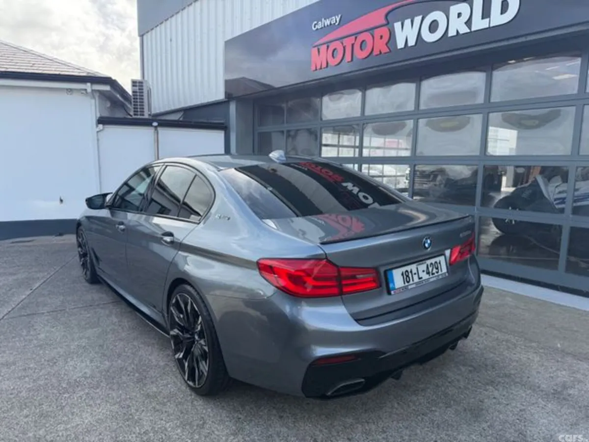 BMW 5-Series Saloon, Petrol Plug-in Hybrid, 2018, Blue
