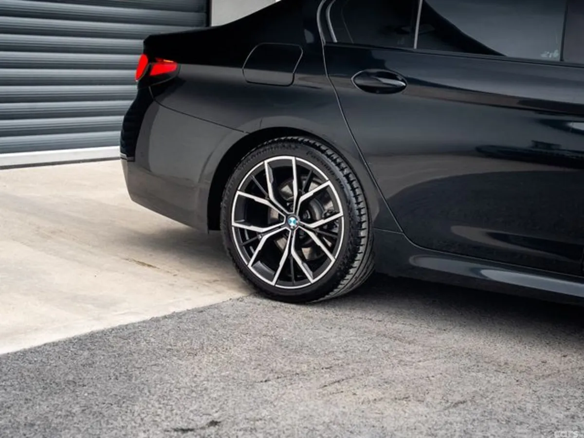 BMW 5-Series Saloon, Diesel, 2022, Black