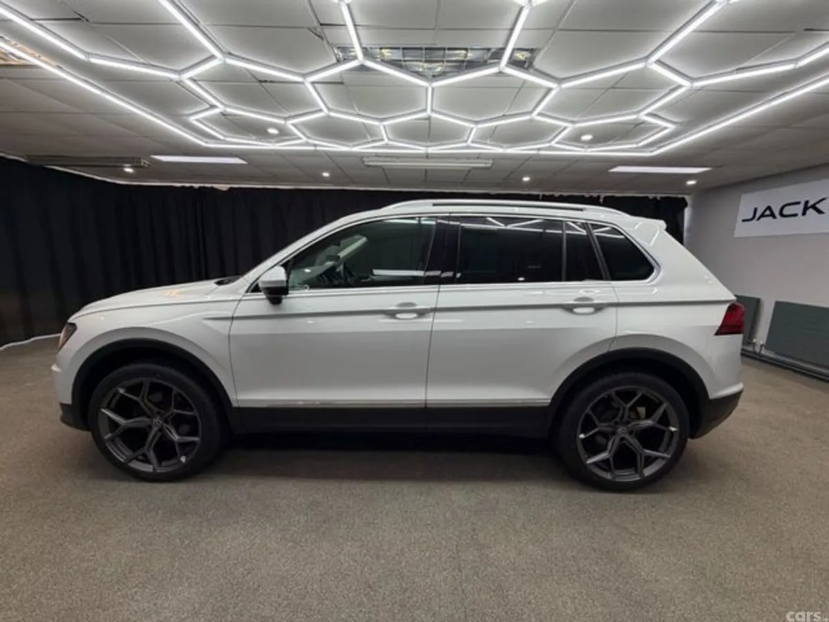 Volkswagen Tiguan Estate, Diesel, 2017, White