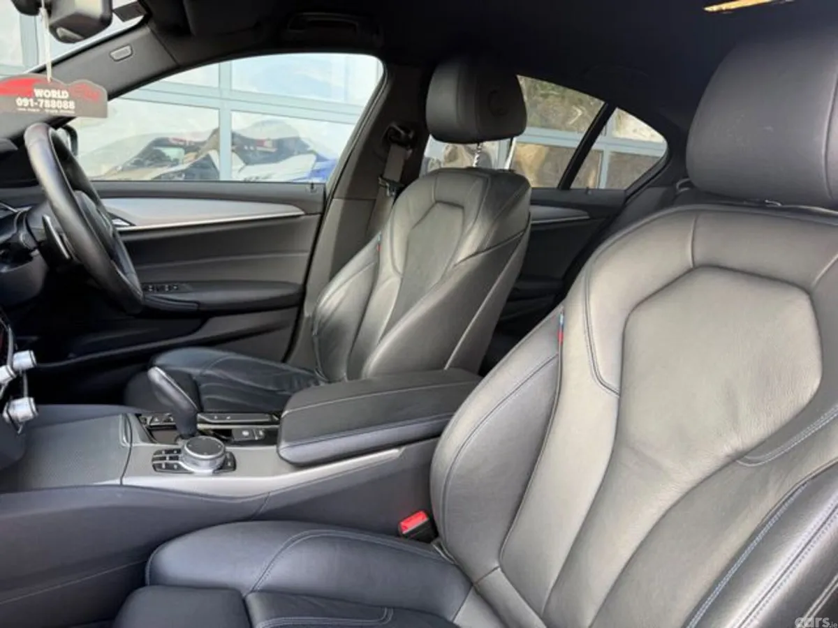 BMW 5-Series Saloon, Petrol Plug-in Hybrid, 2018, Blue