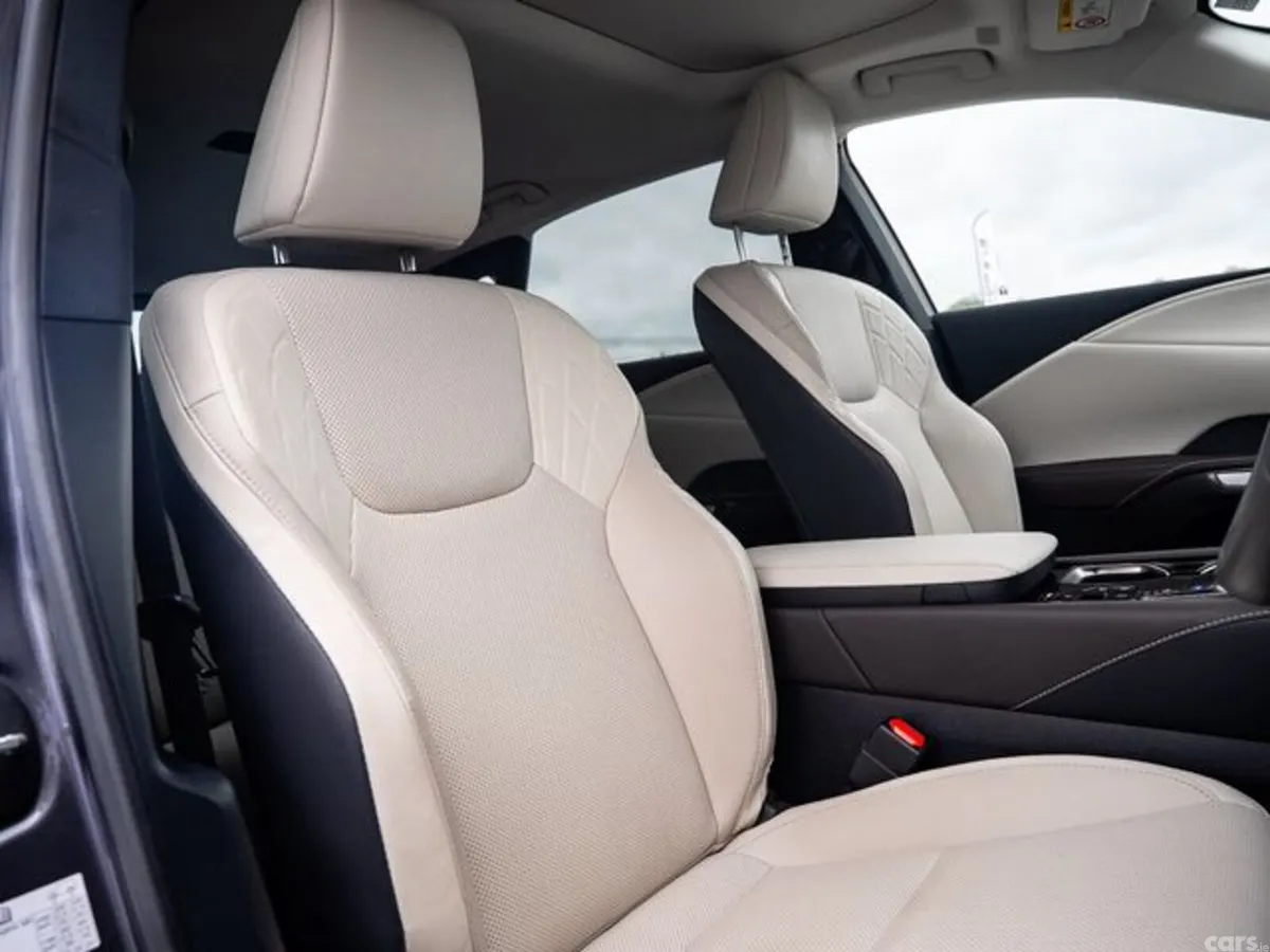 Lexus RX Estate, Petrol Hybrid, 2024, Grey