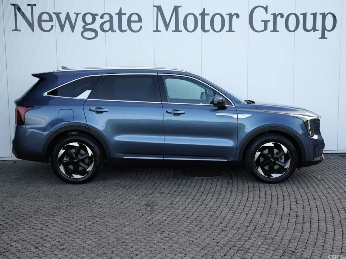 Kia Sorento SUV, Petrol Plug-in Hybrid, 2026, Blue