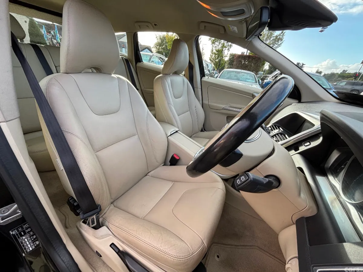 Volvo XC60 Estate, Diesel, 2016, Black