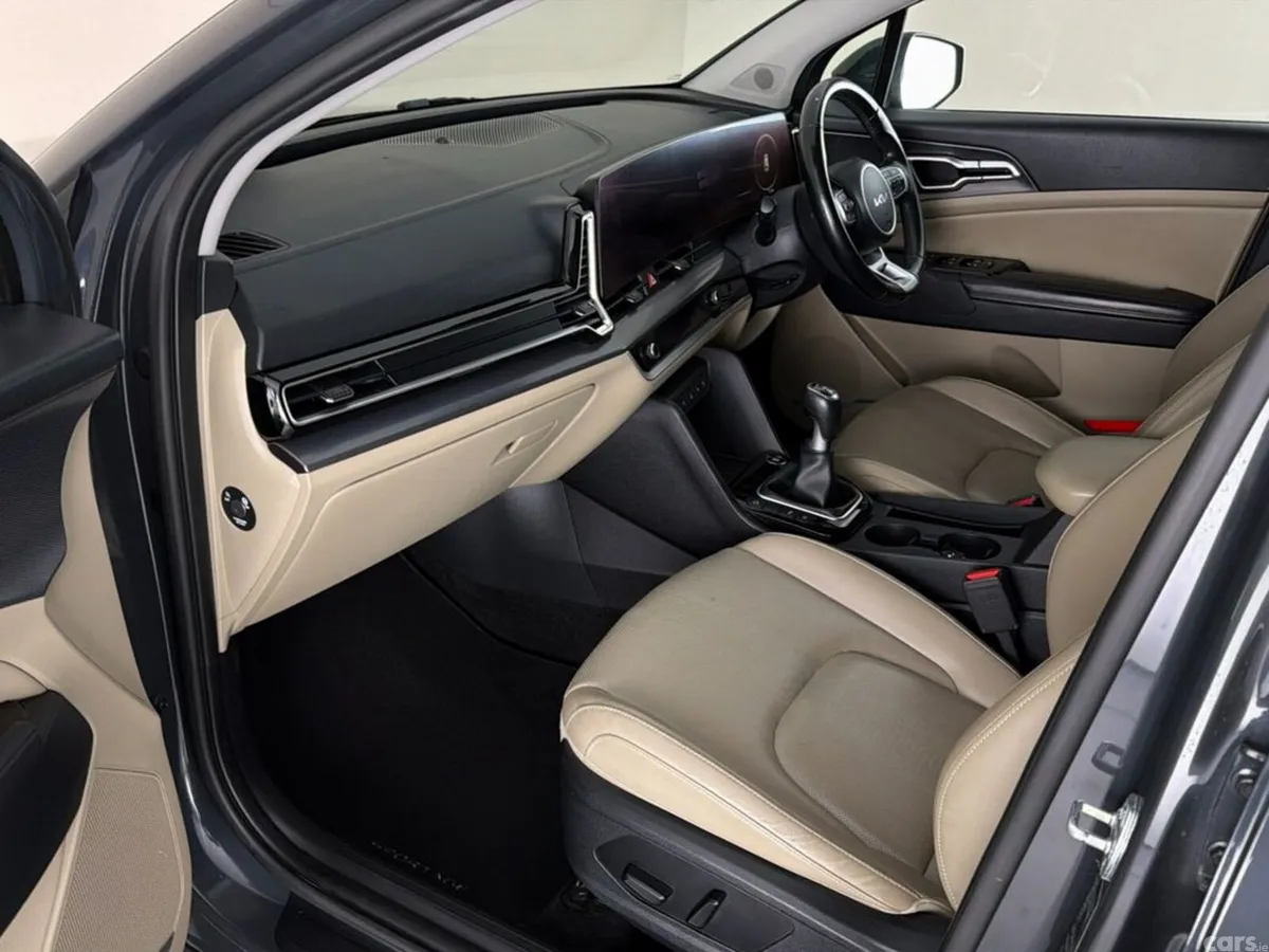 Kia Sportage SUV, Diesel, 2022, Grey