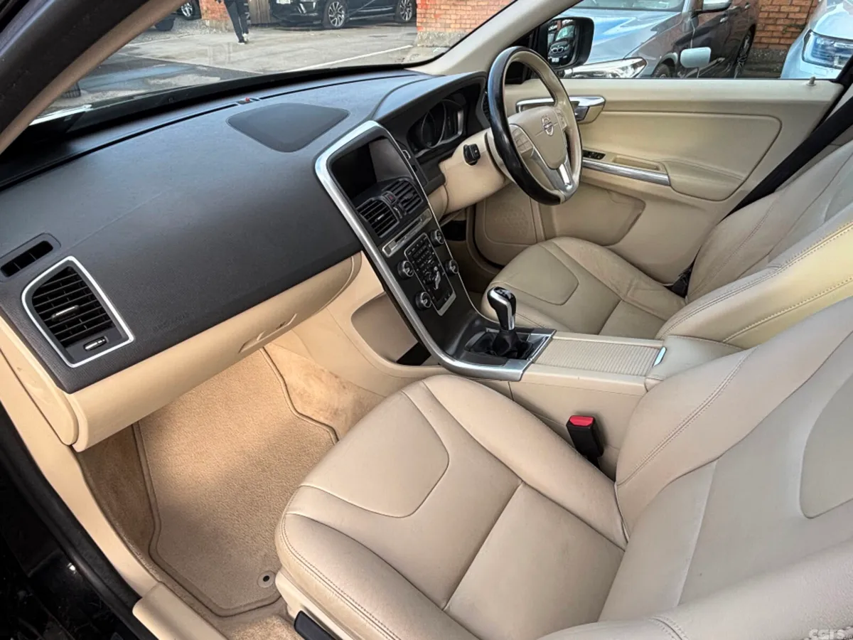 Volvo XC60 Estate, Diesel, 2016, Black
