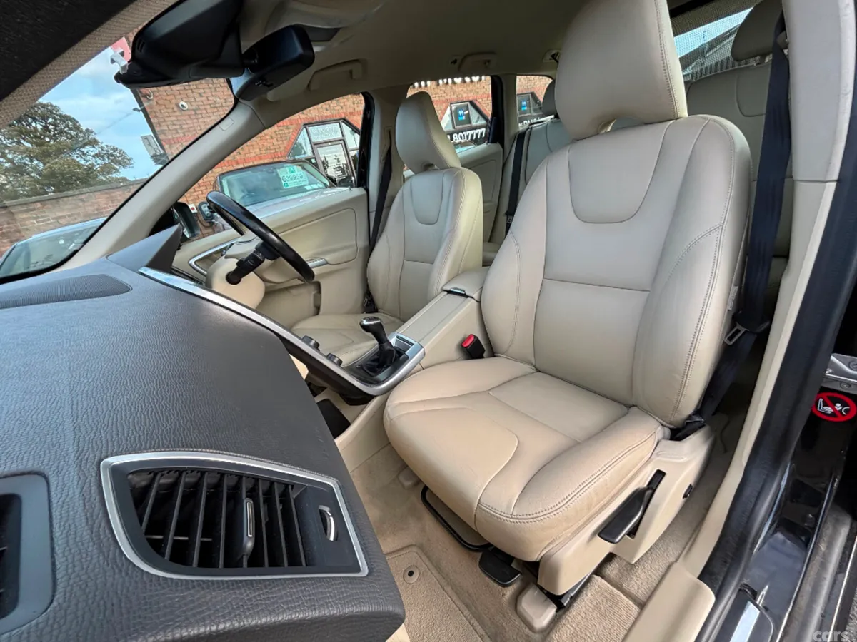 Volvo XC60 Estate, Diesel, 2016, Black