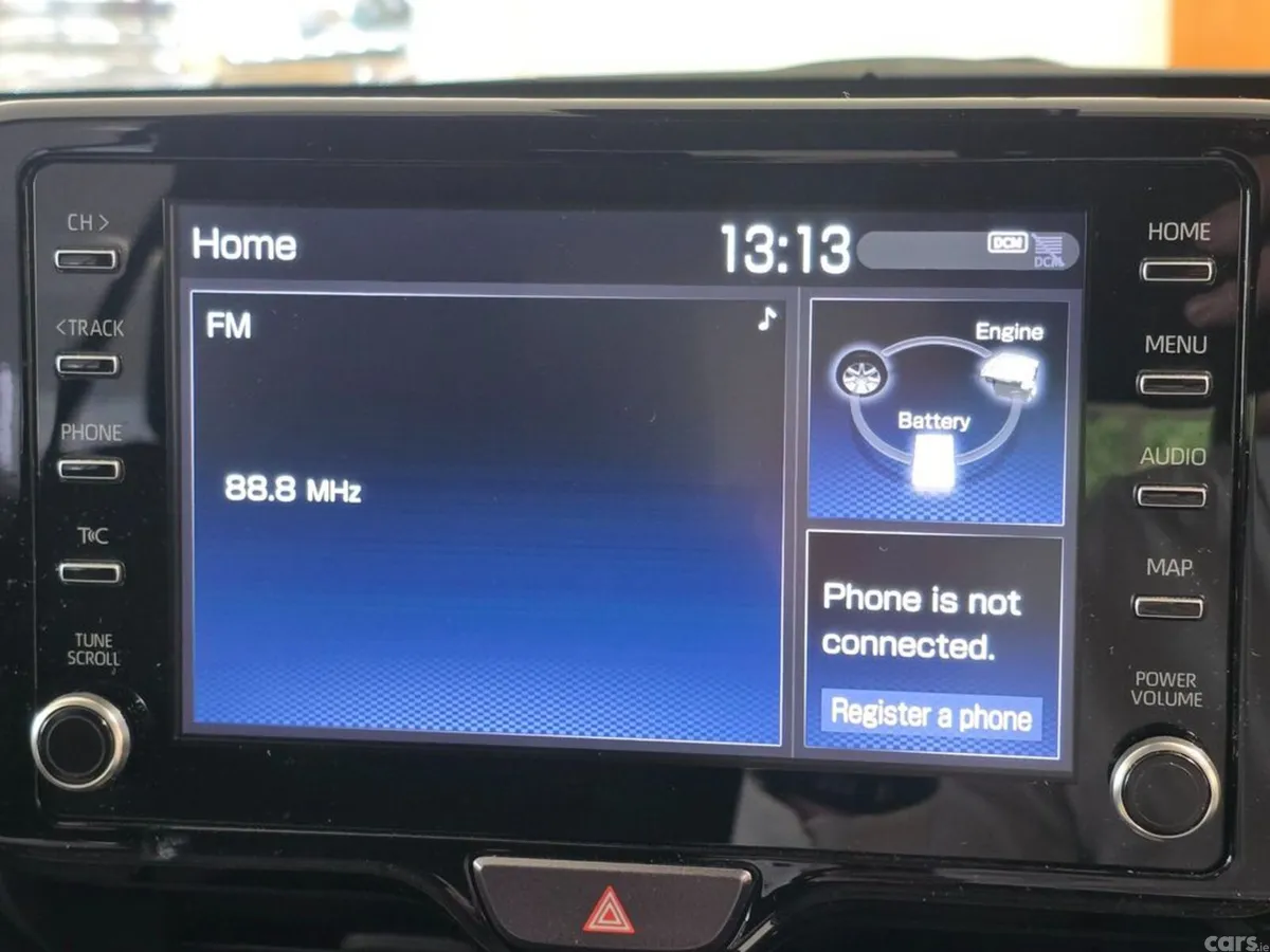 Toyota Yaris Cross SUV, Petrol Hybrid, 2022, White