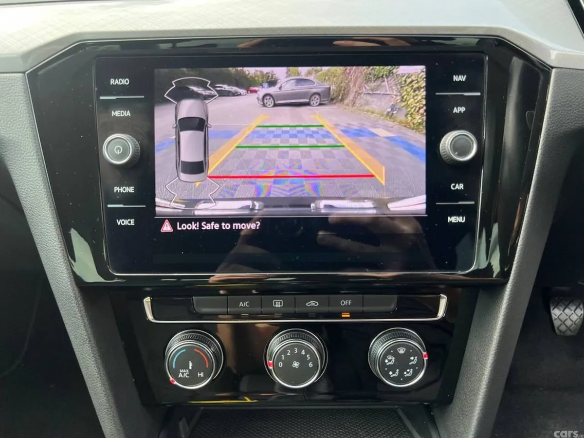 Volkswagen Passat Saloon, Diesel, 2022, Black
