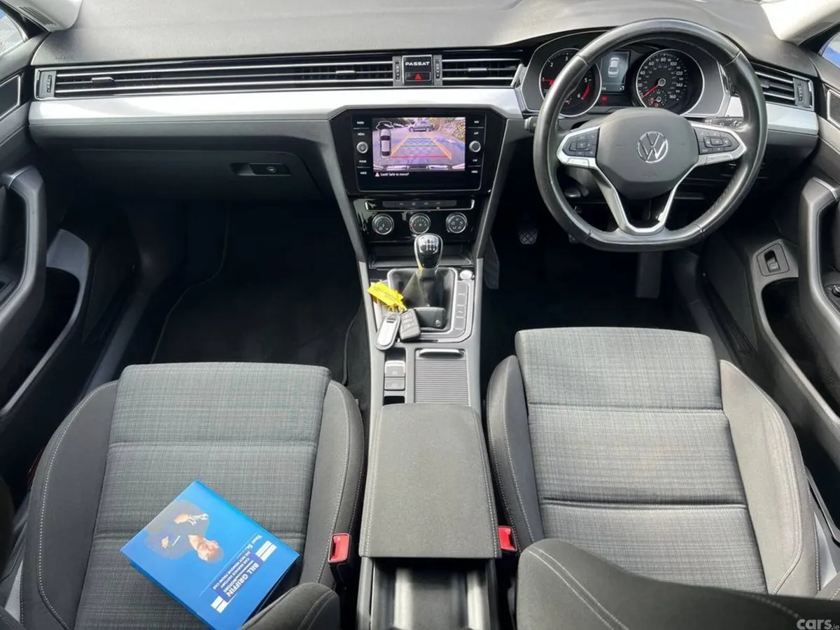 Volkswagen Passat Saloon, Diesel, 2022, Black