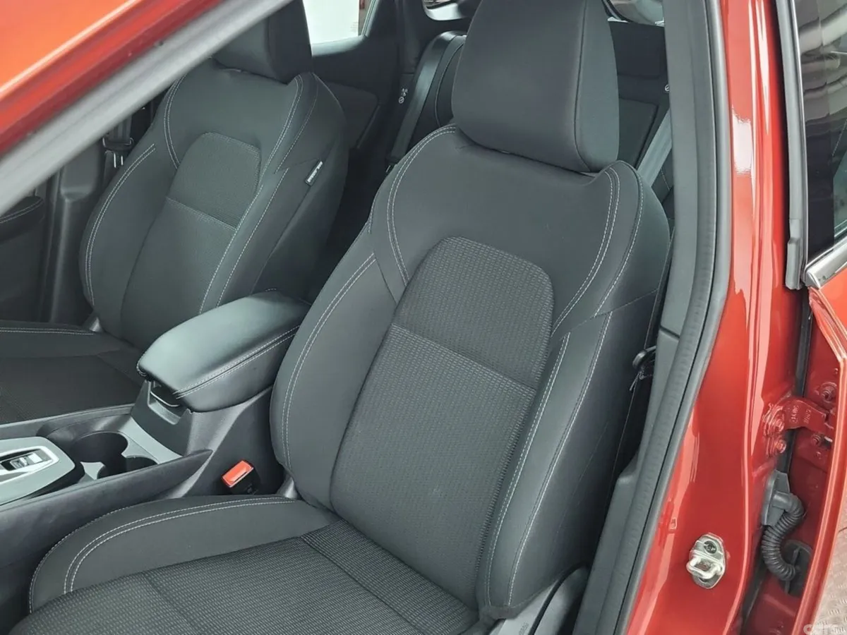 Nissan Qashqai MPV, Petrol Hybrid, 2026, Red