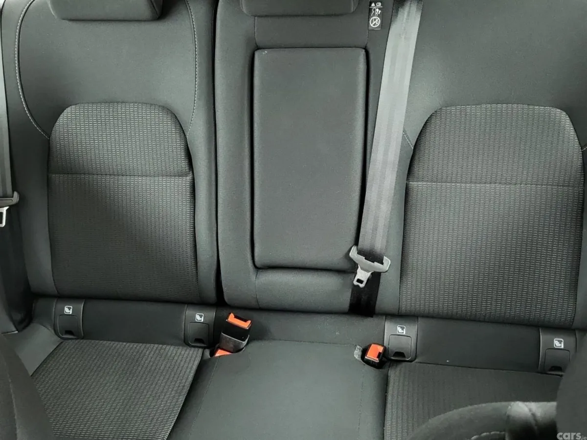 Nissan Qashqai MPV, Petrol Hybrid, 2026, Red