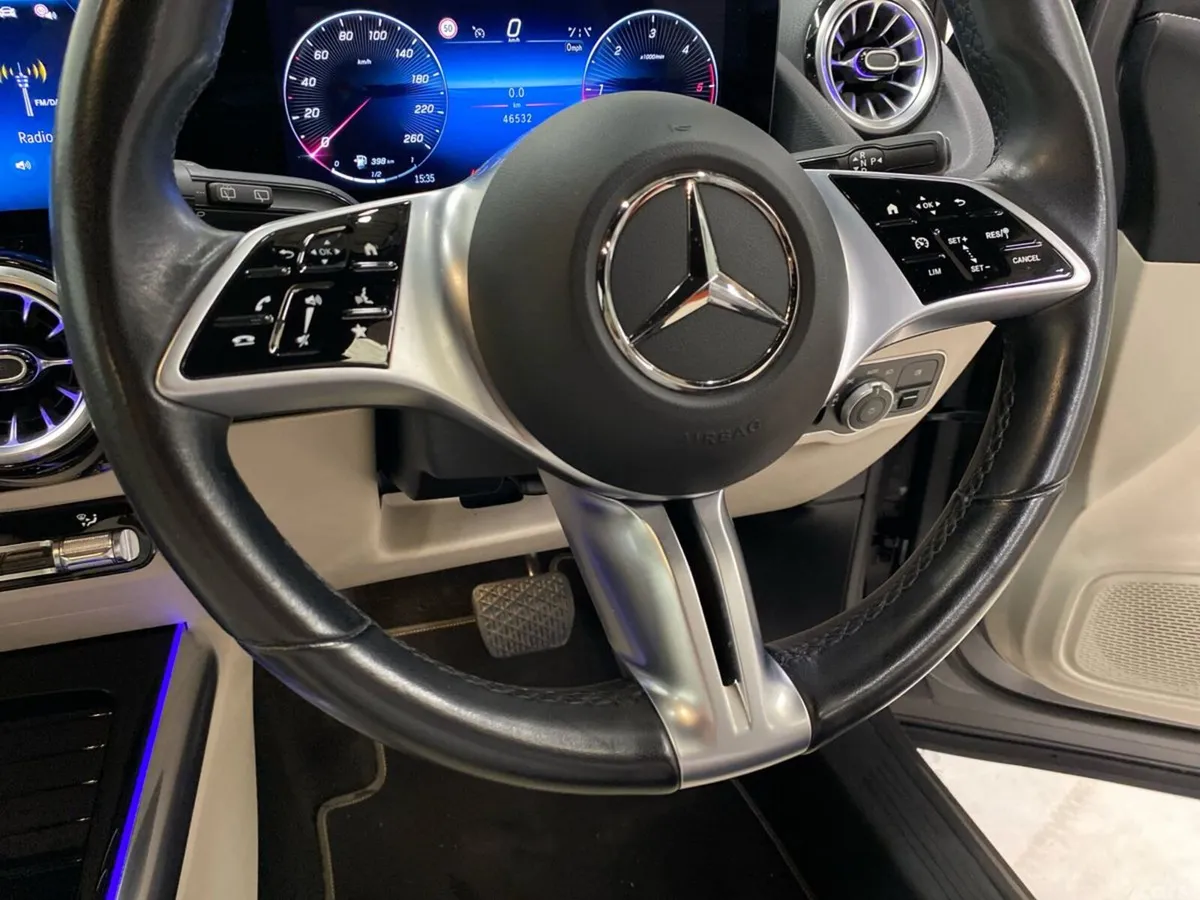 Mercedes-Benz GLA SUV, Diesel, 2024, Grey