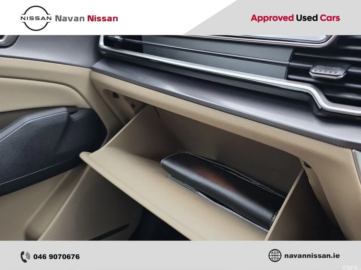 Kia Sportage SUV, Petrol Plug-in Hybrid, 2023, Black