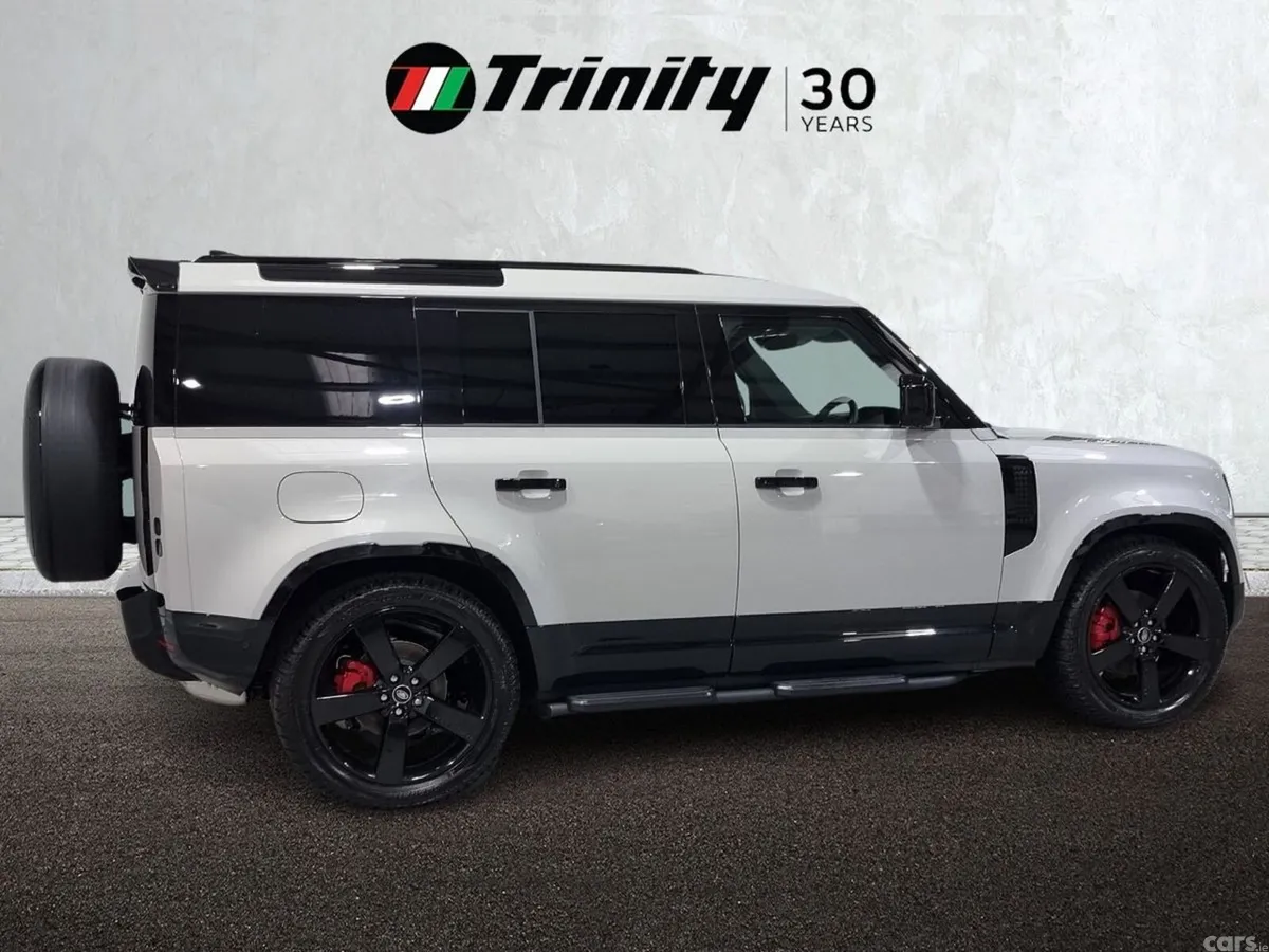 Land Rover Defender Van, Diesel, 2026, Grey