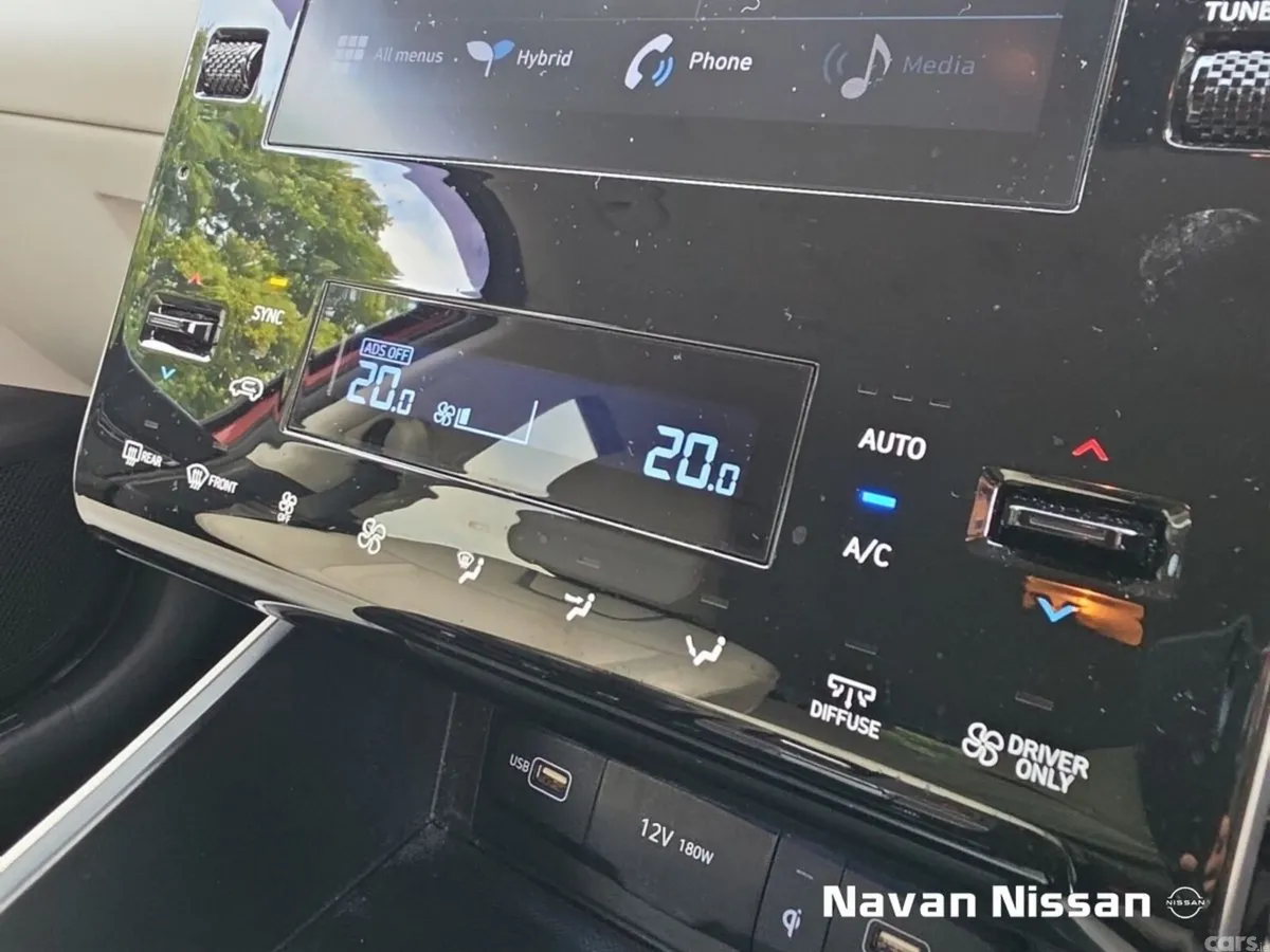 Hyundai Tucson SUV, Petrol Hybrid, 2022, Red