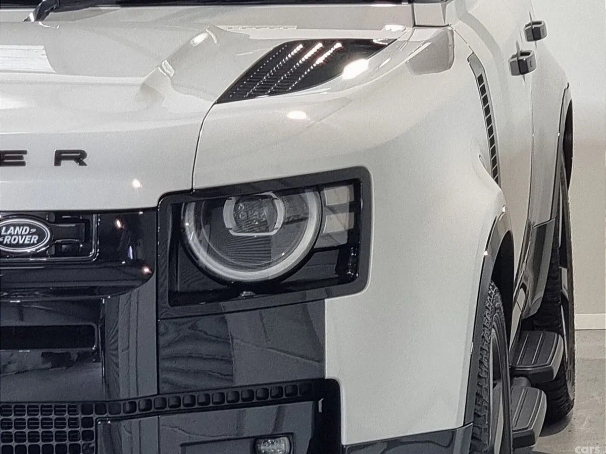 Land Rover Defender Van, Diesel, 2026, Grey