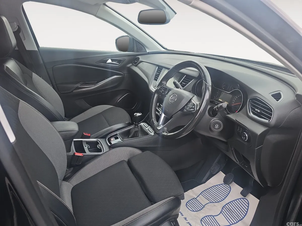 Opel Grandland X SUV, Diesel, 2019, Black