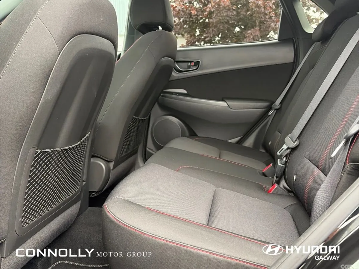 Hyundai KONA MPV, Petrol, 2022, Black
