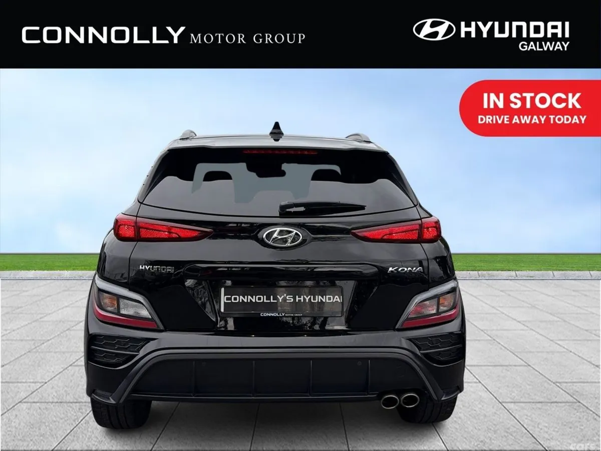 Hyundai KONA MPV, Petrol, 2022, Black
